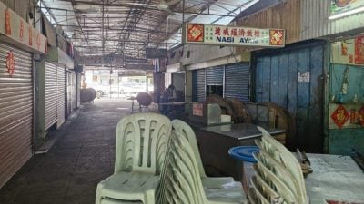 加冕小贩中心将启动重建   摊贩：虽不舍但依旧搬空