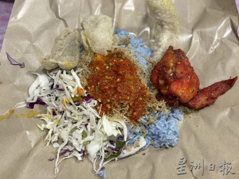 **已签发**柔：封面：校方津贴业者降成本 工大爱心餐计划万名学生受惠