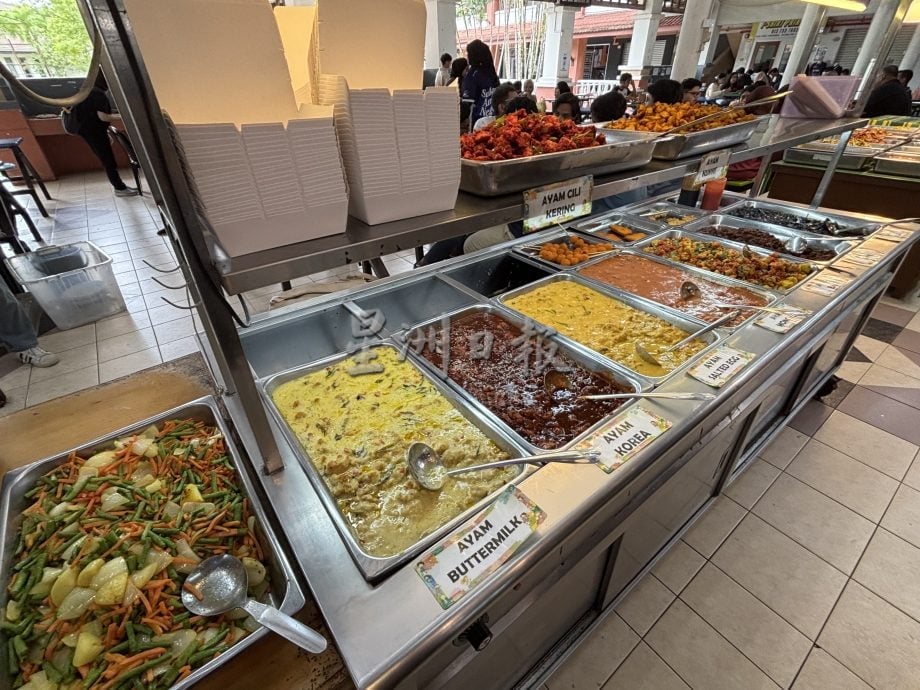 **已签发**柔：封面：校方津贴业者降成本 工大爱心餐计划万名学生受惠