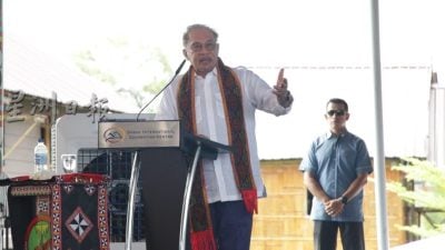 联邦需能与之合作的州政府 首相促沙选民慎选