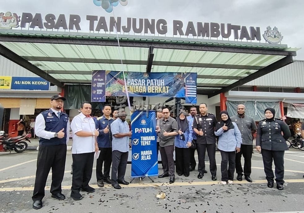 内贸局:没受水灾影响 霹粮应供应足够