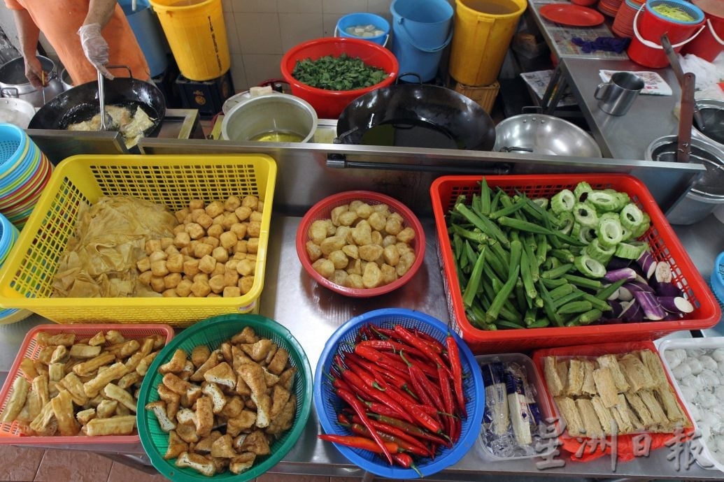 28/11 大都会/村长揾食/老字号酿豆腐小食店