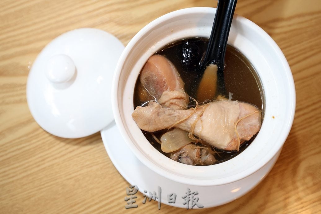 吃货来啰-名妈中餐厅 一盅靓汤 捂热心扉温暖胃/16图