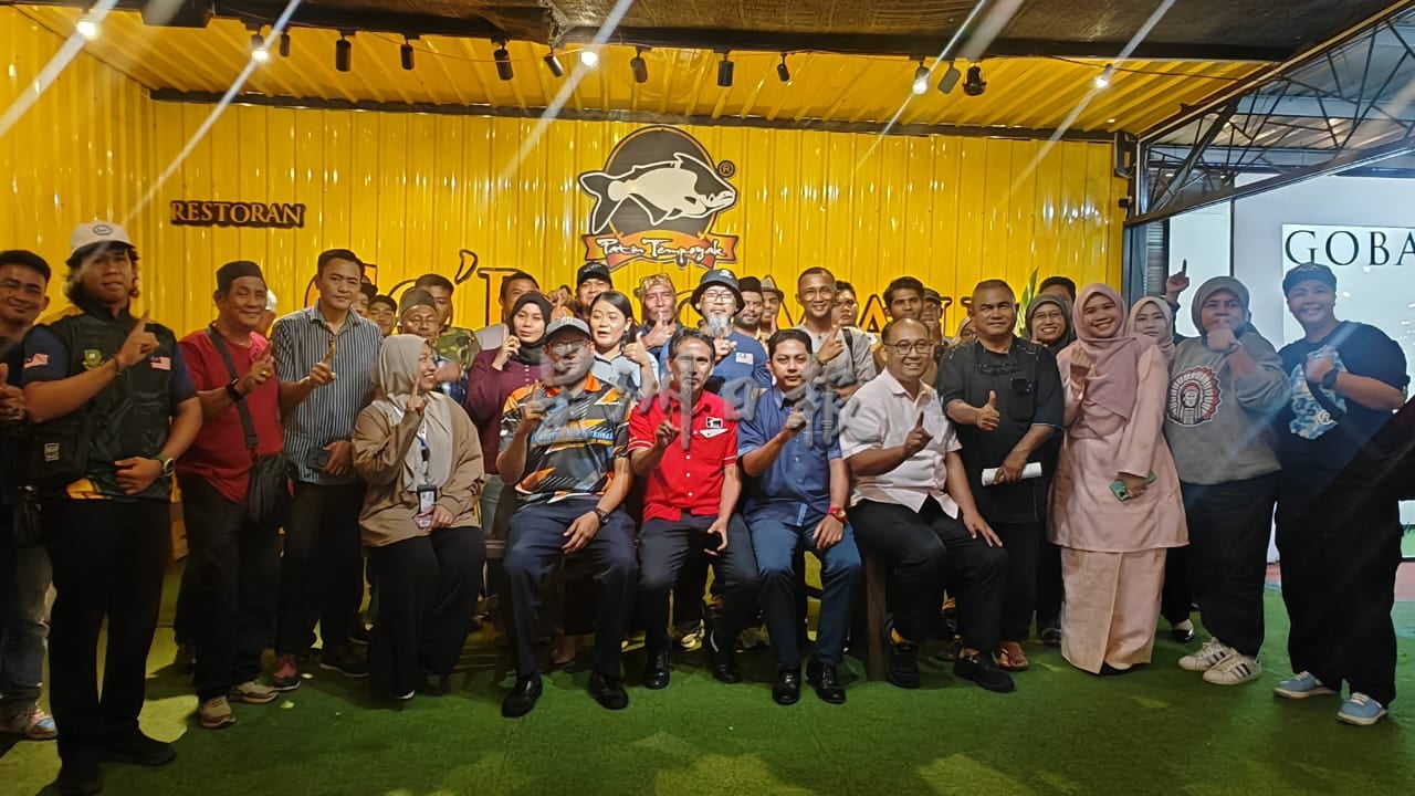 东:(已签发)马来西亚全民基金会、17个非政府组织及政府机构合作协调救灾工作