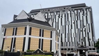 怡市政厅缴费柜台  12月星期六日也开放