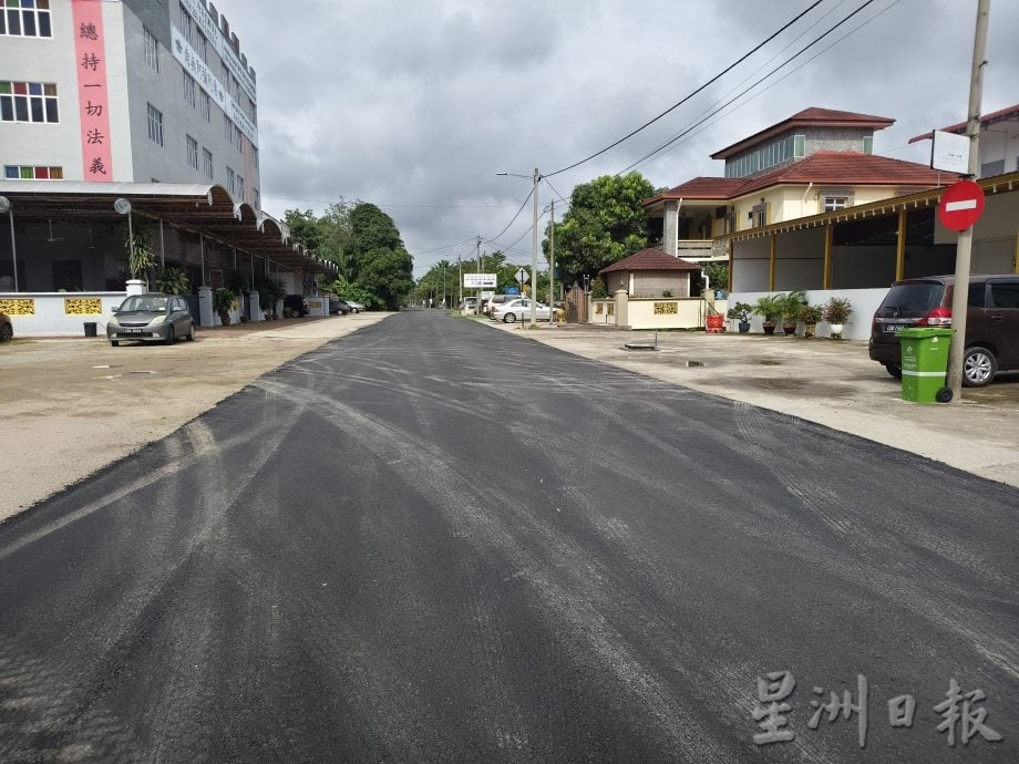 东:百乐花园道路与旧义山路重铺