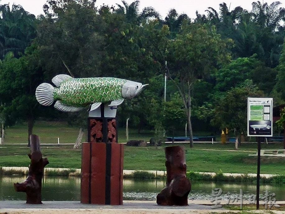 东：百乐公园大提升 装甲车展示区命名英雄广场
