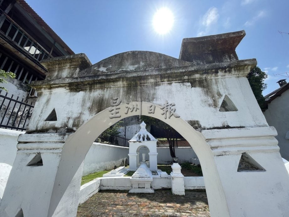 【星角摄】：华人老街的马来民族英雄陵墓