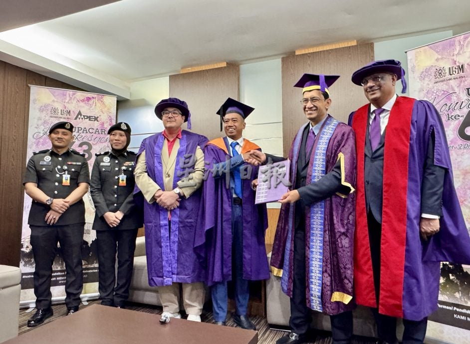 暖势力/狱中读硕士 凭吸毒经验完成研究