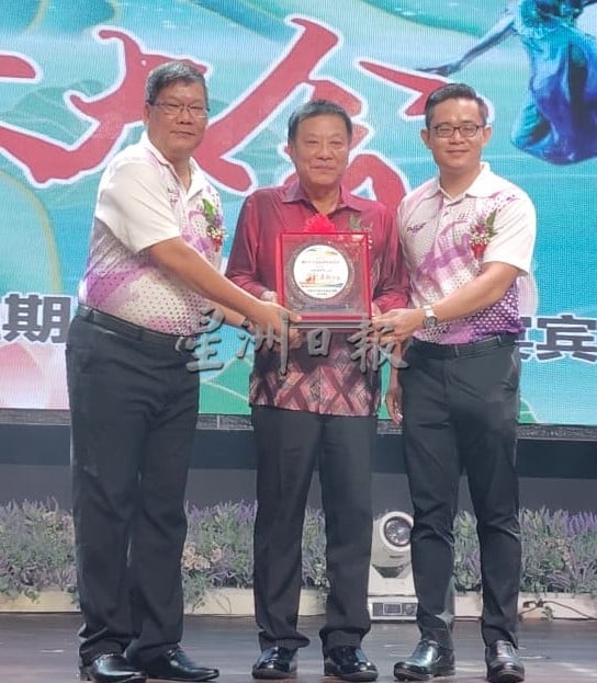 （已签发）柔：**版头**28华小齐聚“舞林”   呈现多元文化之美