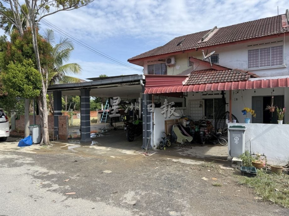 (古城第二版主文/签发)【画页】:昨天的水,今天的旱!