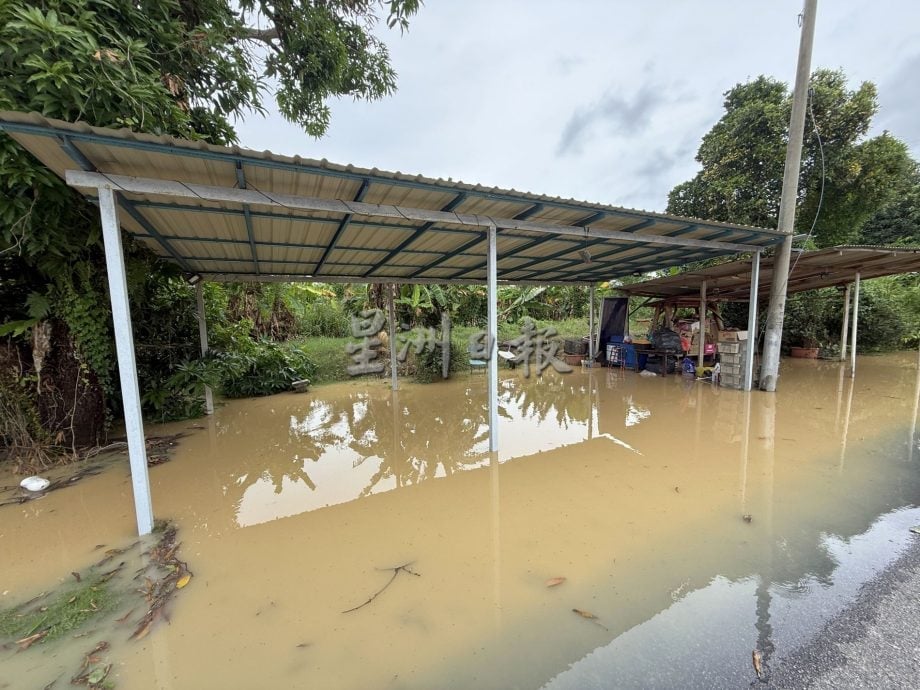 (古城第二版主文/签发)【画页】:昨天的水,今天的旱!