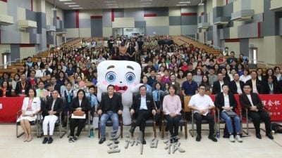 王鸿财：非培养“大炮型”高手  辩论锻炼思维 修养