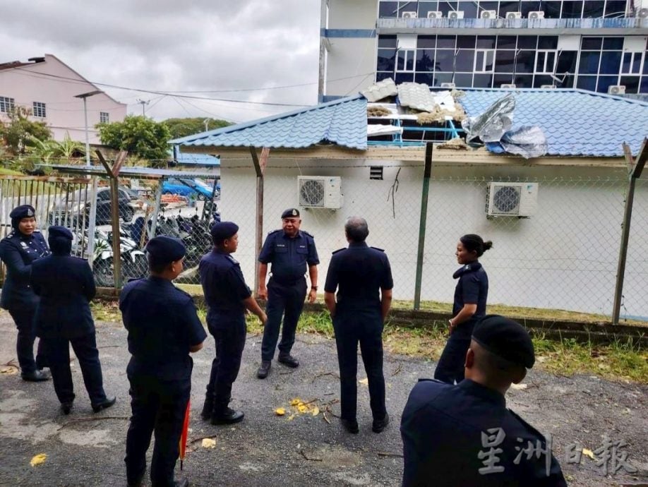 “森亚尔”肆虐后满城狼藉 波德申逾200建筑受损、上千棵树倒 当局全力清理灾区