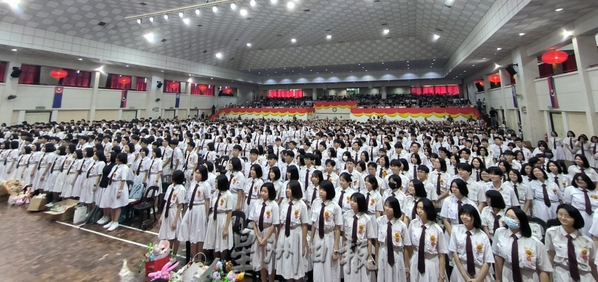 童星存：宽中毕业校友   明年突破5万人