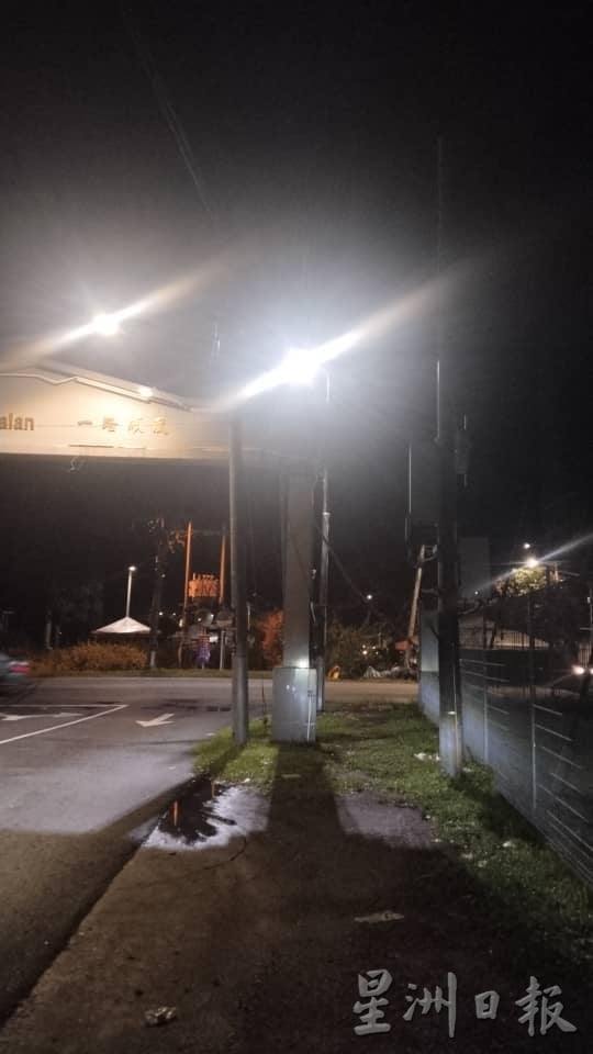 亚沙区2新村安装太阳能LED路灯 谢琪清：节能环保是明智决定