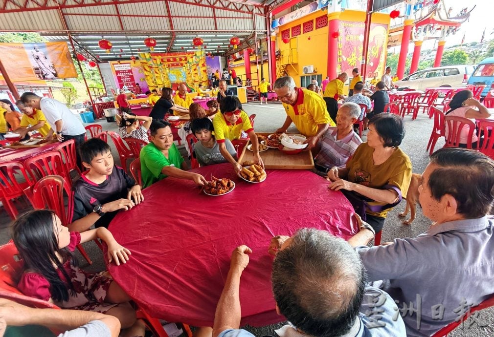 亚沙仙四师爷庙宝诞迎善信潮 164周年庙庆添传统色彩