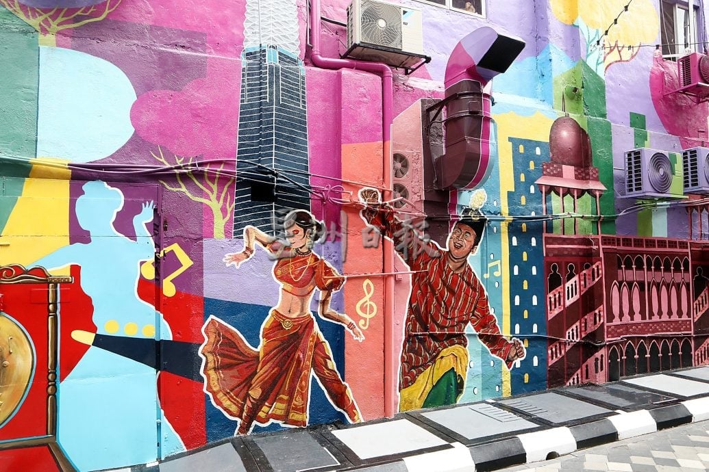 大都会（版头）/隆市政局积极整顿美化  茨厂街后巷路边摊情景逐渐消失