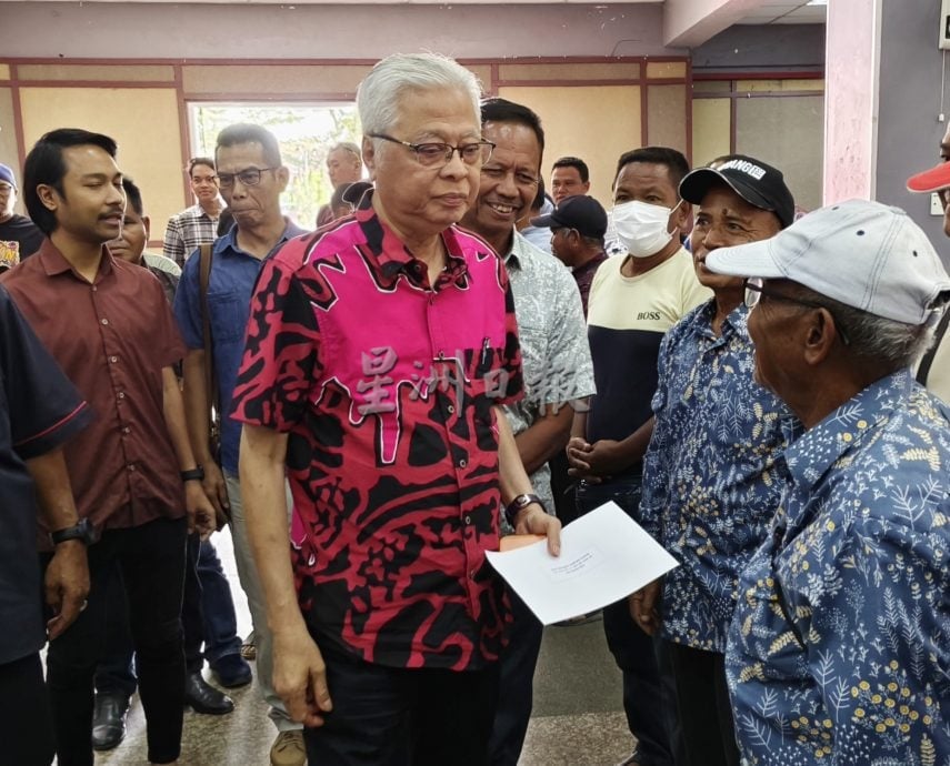 东:百乐县原住民与国会议员聚餐交流