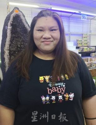 东湖恐龙乐园熄灯   民众纷纷赶赴道别