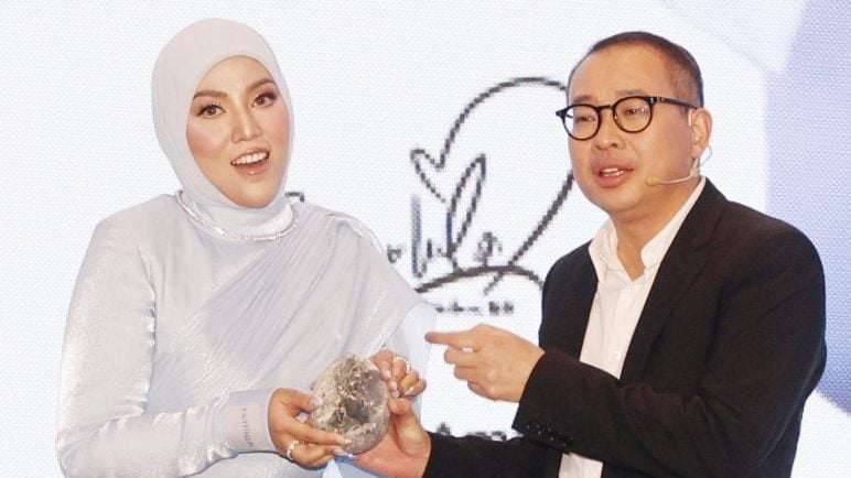 VIOMI 携手品牌代言人茜拉 发布全新AI净水器inno