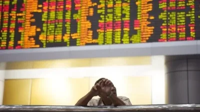 马股半日升7点   华商绿能折价6%