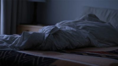 一时无眠/余棋华（新山）