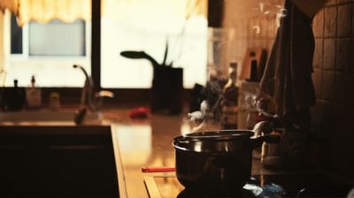 她的世界在冰箱/晨思思（槟城）