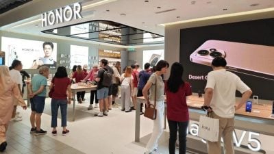 HONOR登顶大马手机市场销售量夺冠  高端市场稳居前三　Magic 8 Pro全渠道热卖售罄