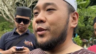 邦莫达儿：是否继承父遗志 “党与人民决定”