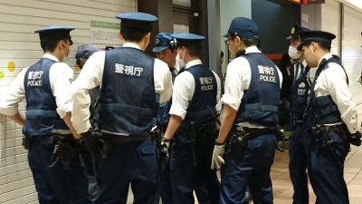 39岁中国男子“砍死日本女同事”！手段凶残持刀刺脸