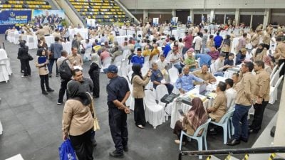 霹指挥中心应对次波水灾  5676人待命随时救灾