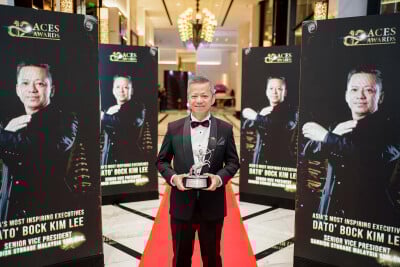 Dato’ KL Bock of Sandisk triumphs, winning Asia’s Most Inspiring Executives Award.