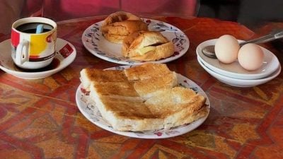 视频 | 73年《赵顺》传统咖啡店 咖啡面包鸡蛋 三大民族都爱