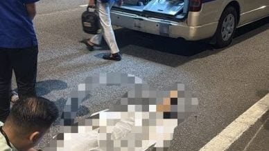 54岁男骑摩托失控 翻车当场身亡