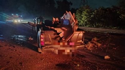 格宾绕道午夜发生车祸　罗里翻覆起火　四驱车司机死亡