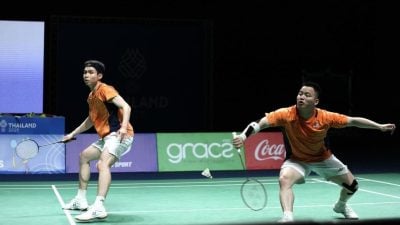 泰国东运会羽球赛| 2局挫东道主男双 谢苏挺进4强摸牌