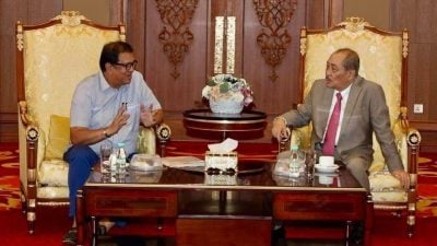 佐尼斯顿再任沙旅游局主席