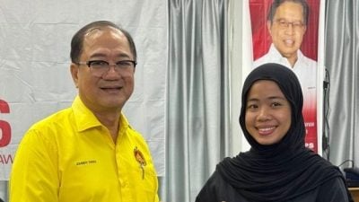 潘隆铭：明年落实免费高教计划 . 善用砂子民优势规升学