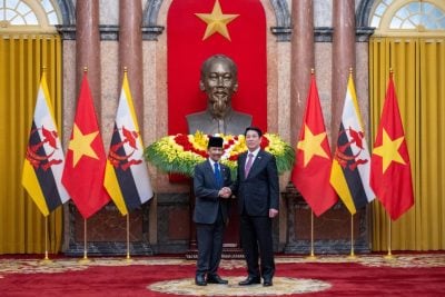 访越南见证签署各协议 . 苏丹邀请梁强访汶