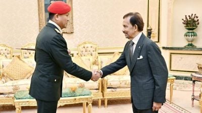 配合联合演习访汶．印尼司令觐见苏丹