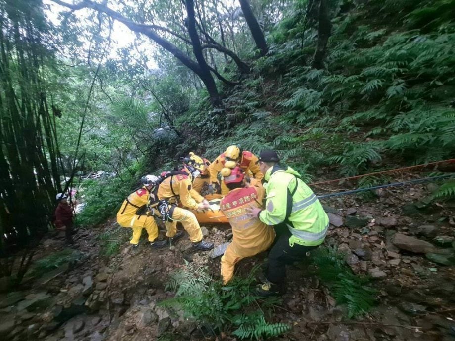 台男子独攀基隆龙门谷 失足摔落边坡受困2天获救