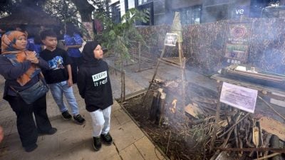 国防卫队“求生村庄”反应热  民众学野外求生技能
