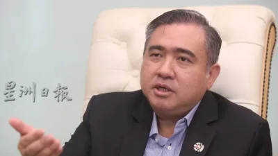 列车服务频传事故 陆兆福：列车车龄不是问题 关键在维修与效益评估