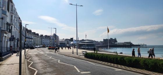 【英国】带着小折,骑游英国沿海小镇阿伯里斯特威斯