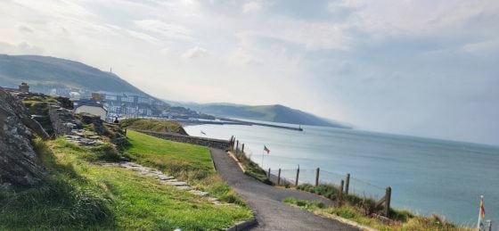 【英国】带着小折,骑游英国沿海小镇阿伯里斯特威斯