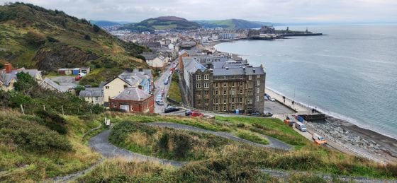 【英国】带着小折,骑游英国沿海小镇阿伯里斯特威斯