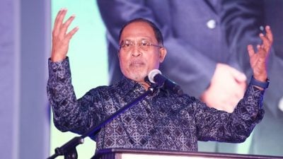 “未有内阁改组线索”  赞比里：交首相决定