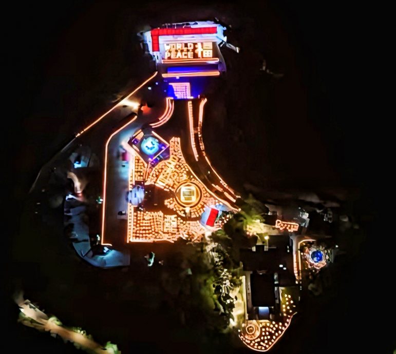 直凉珍宝觉心寺十万盏灯千手观音祈福法会 梁耀雯:激励人心意义