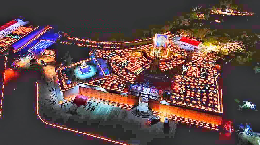 直凉珍宝觉心寺十万盏灯千手观音祈福法会 梁耀雯:激励人心意义